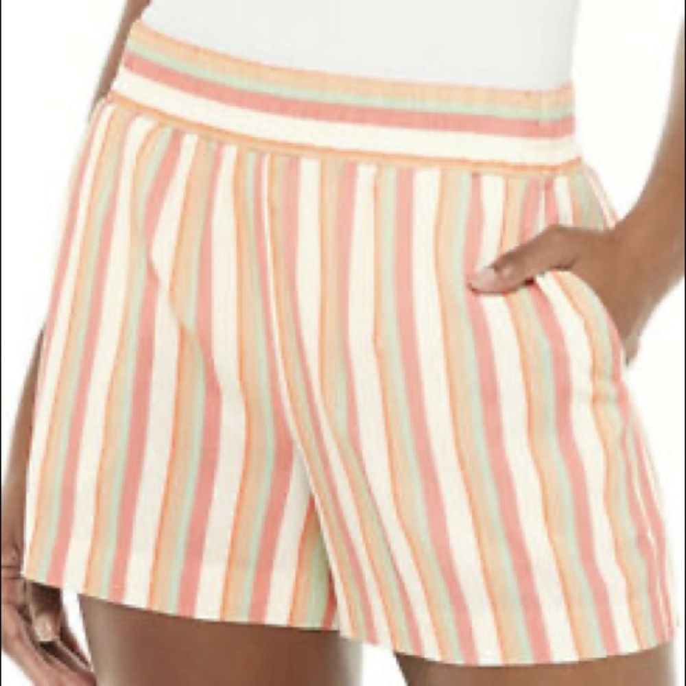 BNWT Apt. 9 pink & White Striped Pull ON Shorts